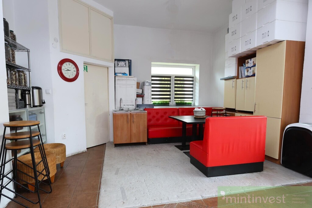 Przestronne mieszkanie / lokal użytkowy w Stepnicy (4)