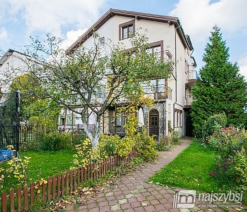 Dom w cichej i spokojne dzielnicy Kołobrzegu. (1)