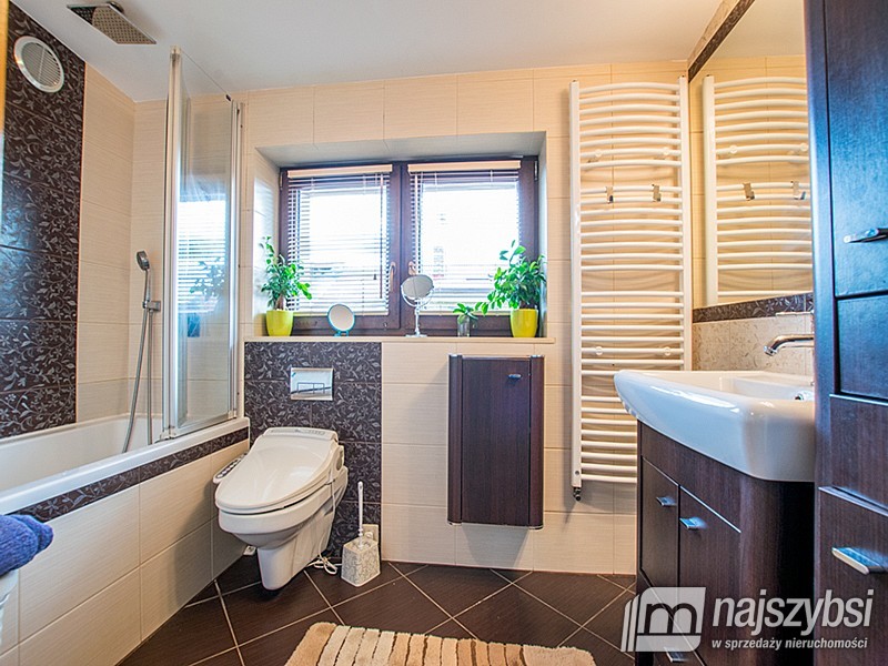 Dom w cichej i spokojne dzielnicy Kołobrzegu. (6)