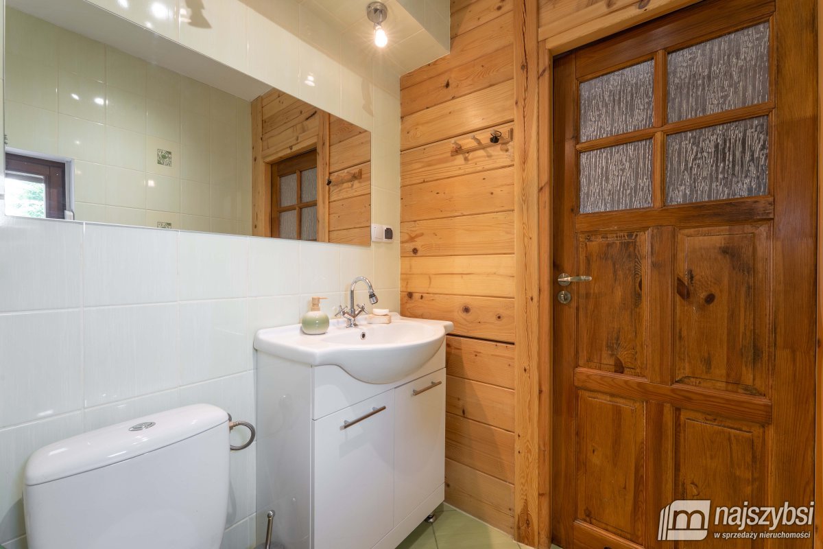 Łobez - okolice  dom 300m od jeziora Klępnicko (15)