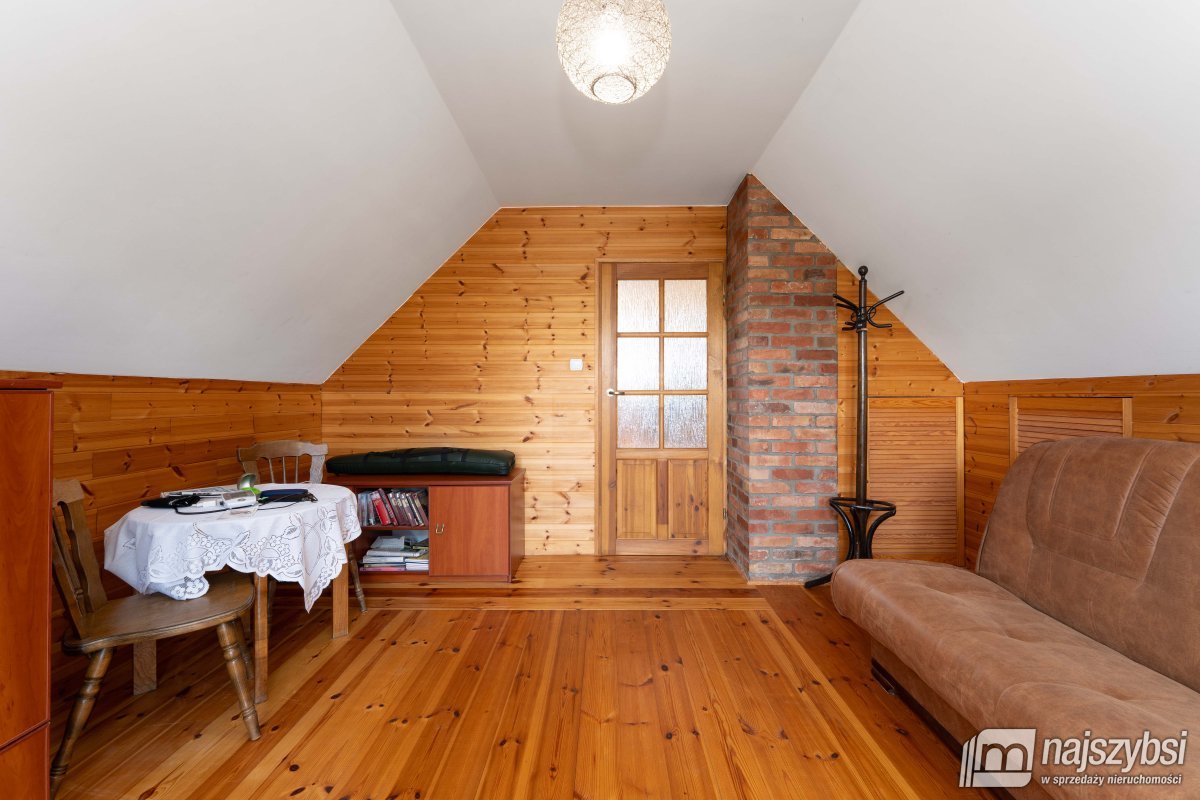 Łobez - okolice  dom 300m od jeziora Klępnicko (23)