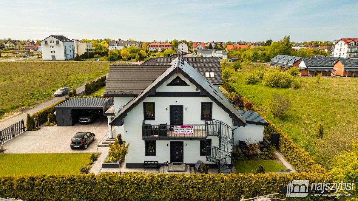 Ustronie Morskie- nowoczesny dom + 2 apartamenty (1)