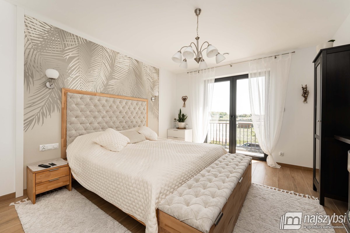 Ustronie Morskie- nowoczesny dom + 2 apartamenty (15)