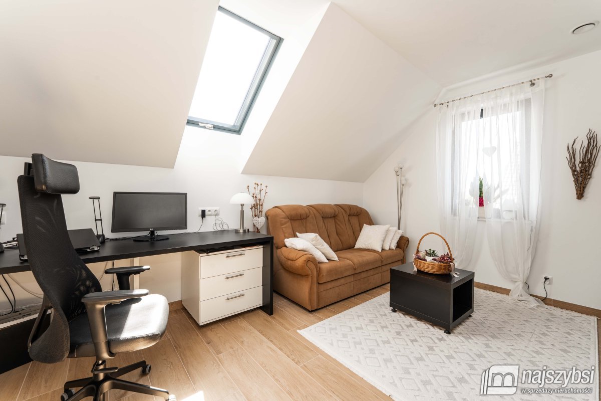 Ustronie Morskie- nowoczesny dom + 2 apartamenty (25)