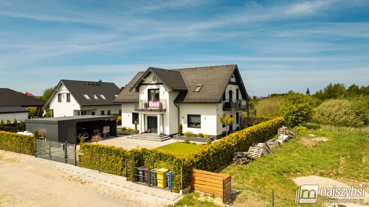 Ustronie Morskie- nowoczesny dom + 2 apartamenty (31)