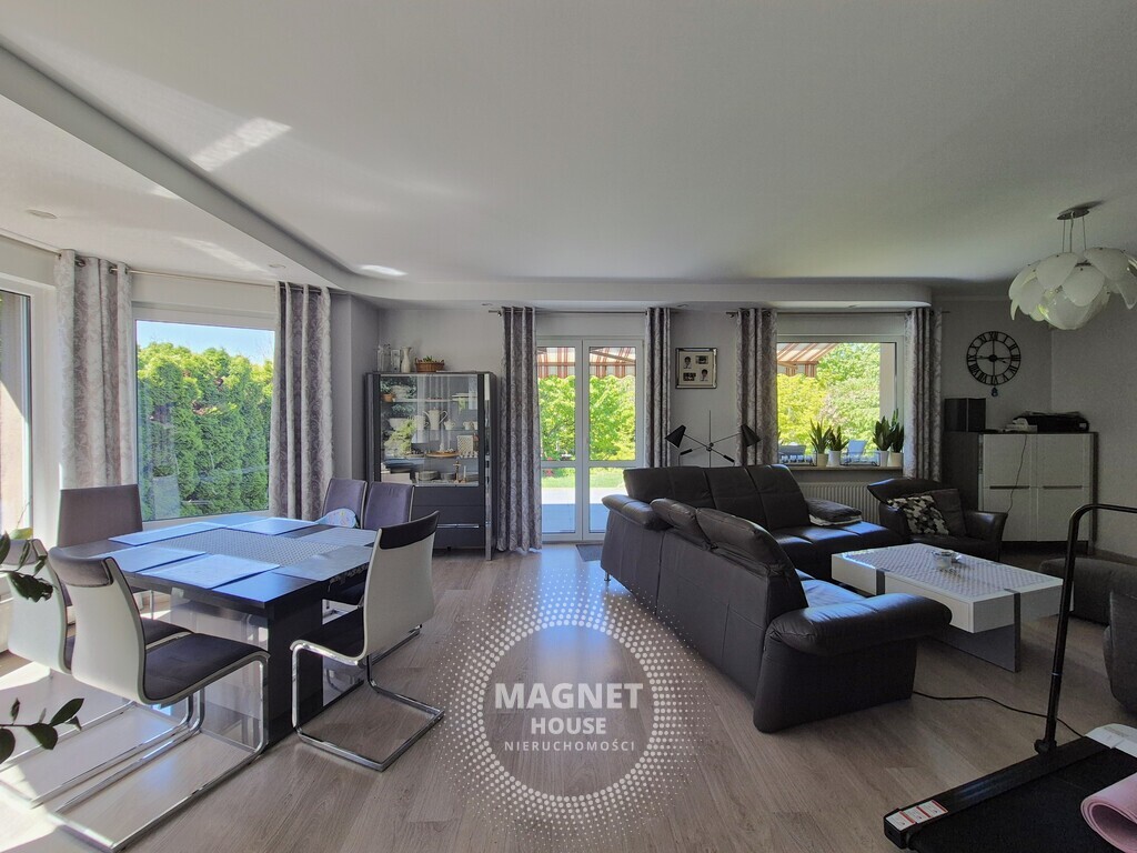 Zadbany dom z ogrodem cicha uliczka na Warszewie (9)