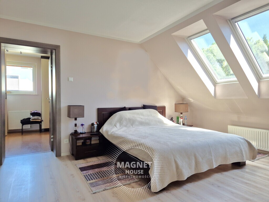 Zadbany dom z ogrodem cicha uliczka na Warszewie (13)