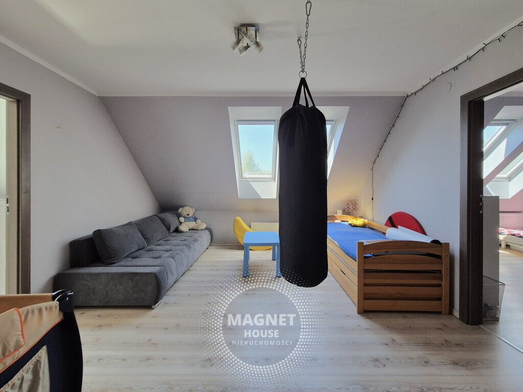 Zadbany dom z ogrodem cicha uliczka na Warszewie (14)