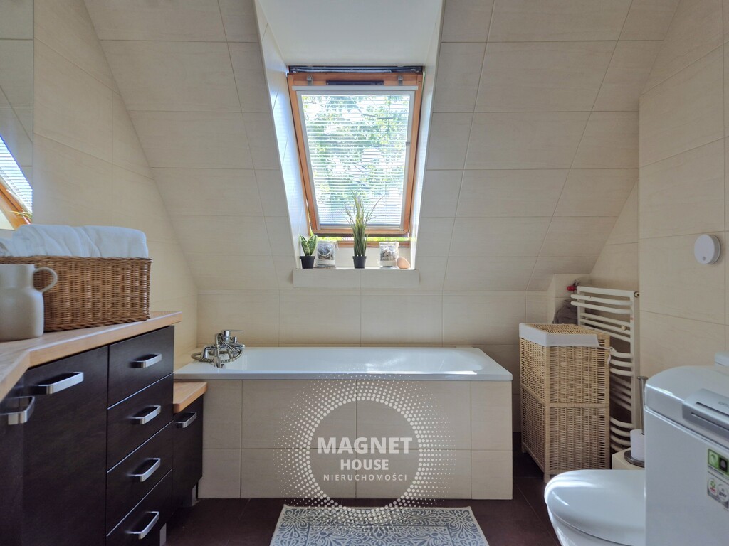 Klimatyczne 3 pokoje | duża piwnica | os. Lotnisko (13)