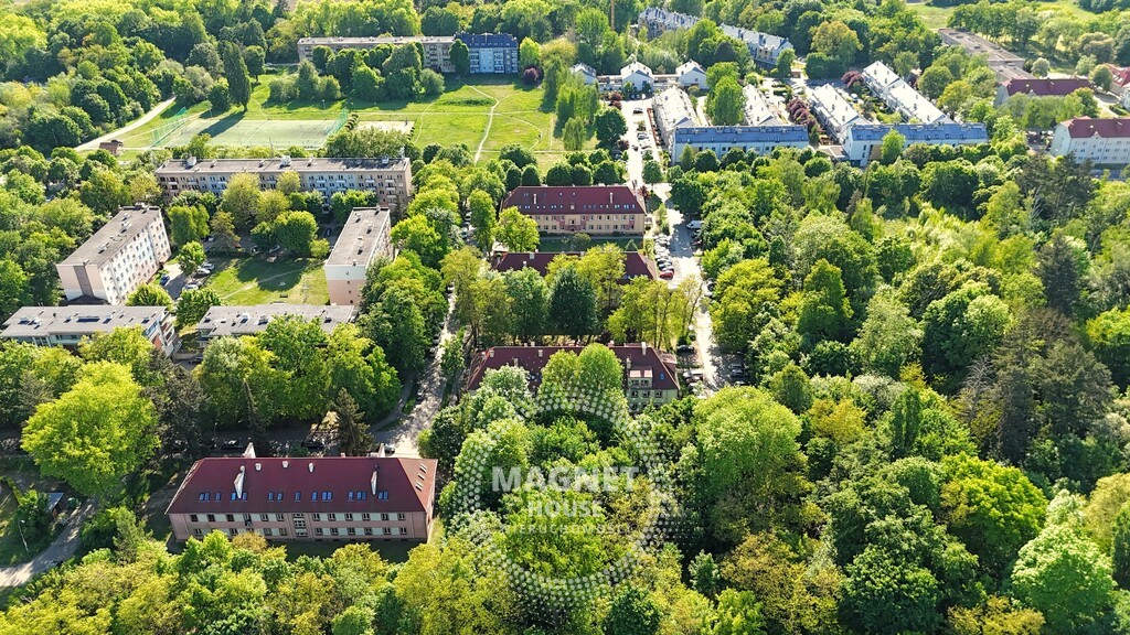 Klimatyczne 3 pokoje | duża piwnica | os. Lotnisko (16)