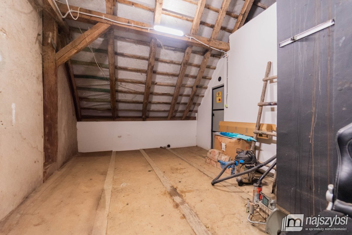 Chociwel - dom do remontu  z działką 711 m2 (14)