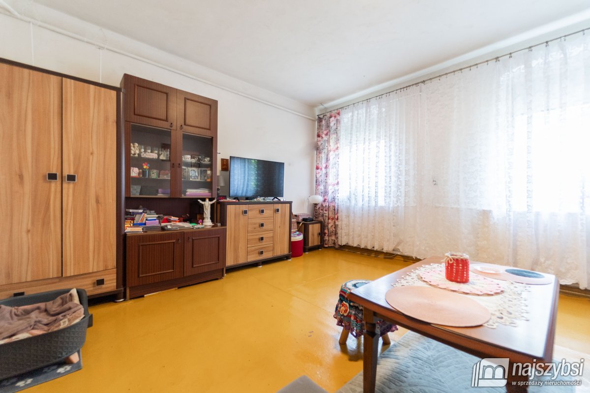 Chociwel - dom do remontu  z działką 711 m2 (6)