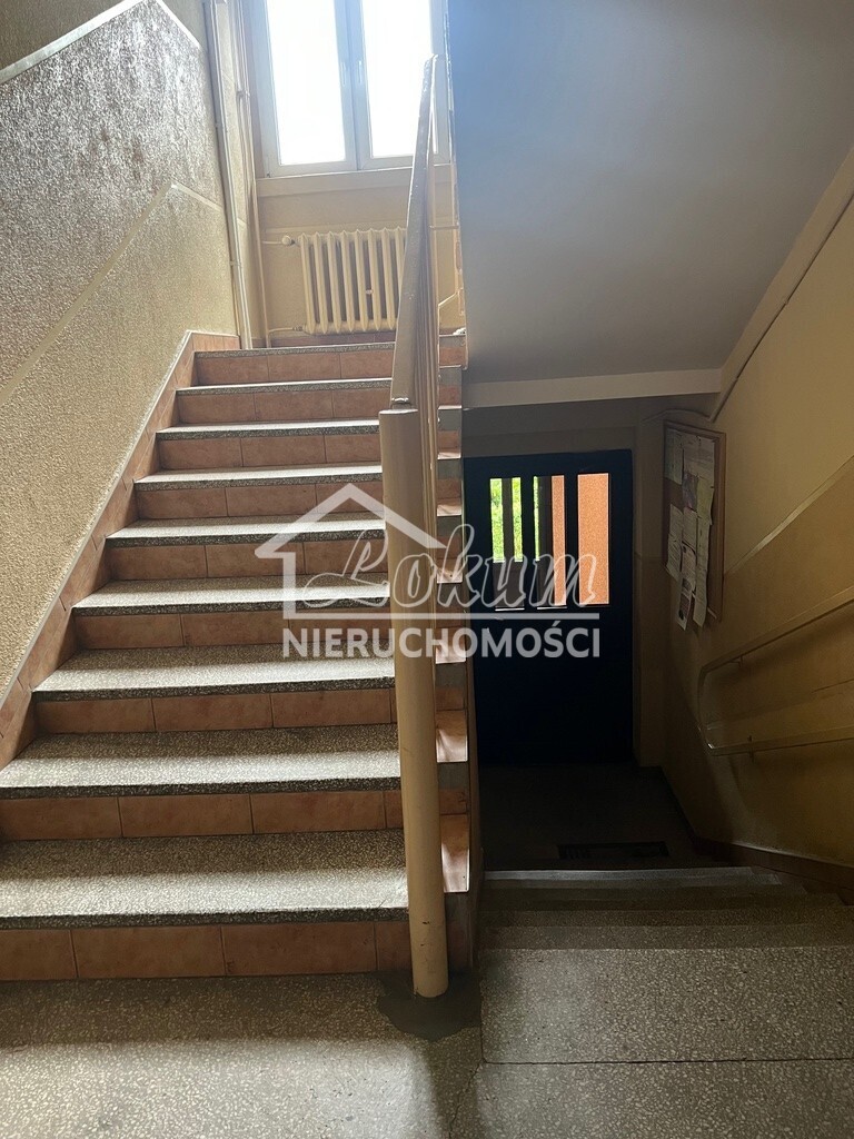 Legnica. 2 pokoje z balkonem (6)