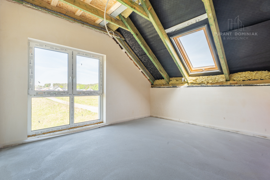 Urokliwy dom z garażem dwustanowiskowym (15)