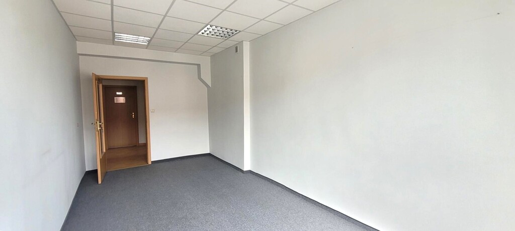 Lokal biurowy w sąsiedztwie C.H. Molo (1)