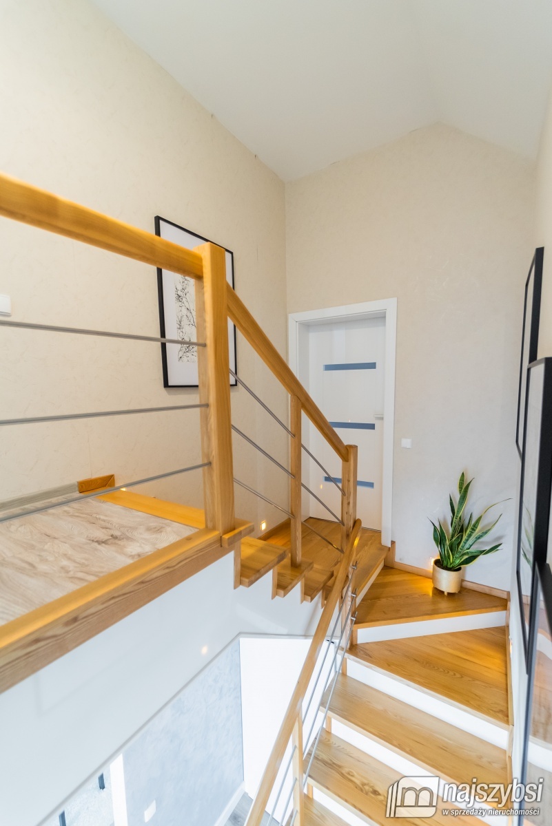 Chojna - dom idealny bardzo blisko centrum miasta. (13)