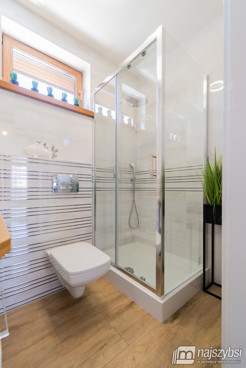 Chojna - dom idealny bardzo blisko centrum miasta. (21)