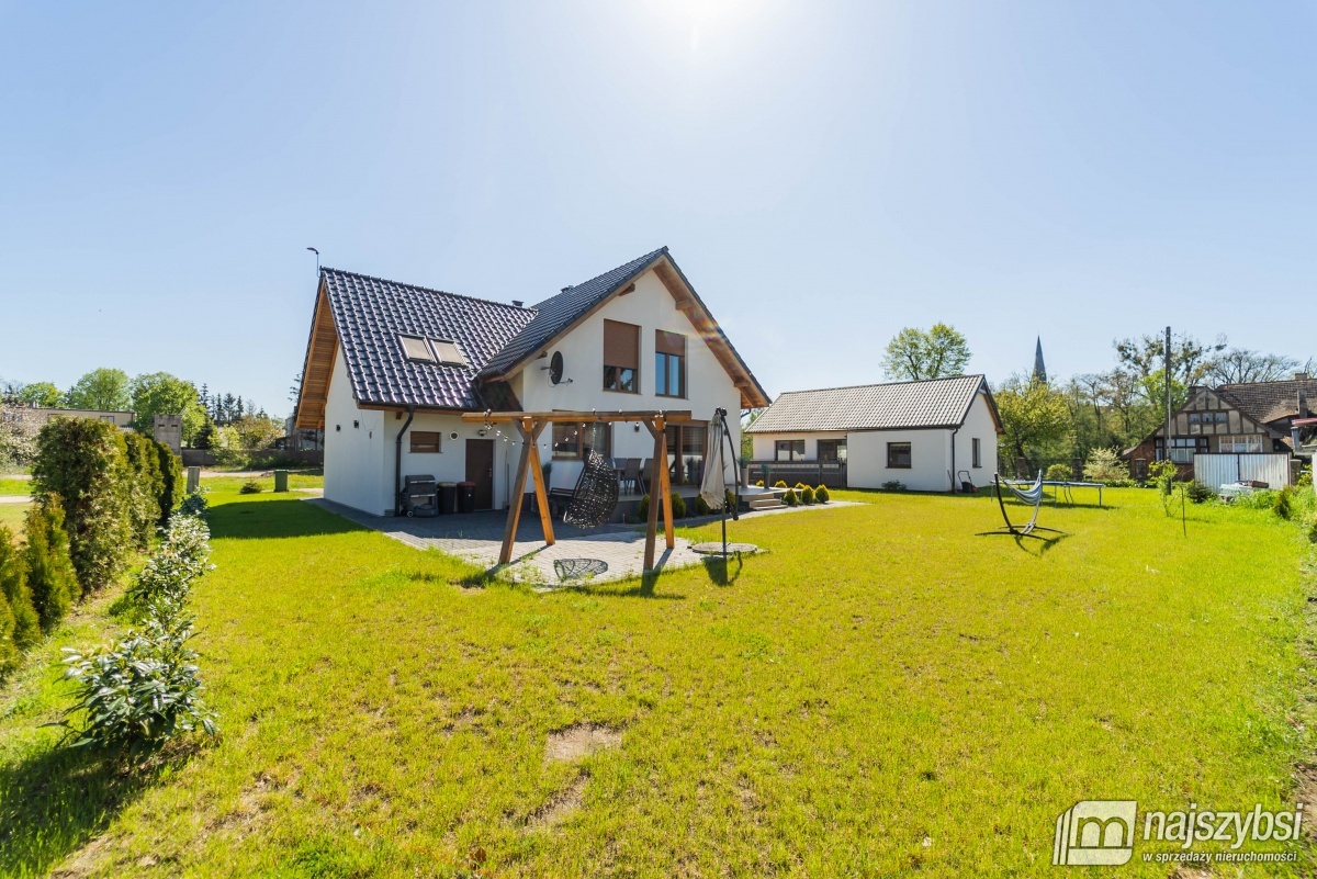Chojna - dom idealny bardzo blisko centrum miasta. (25)