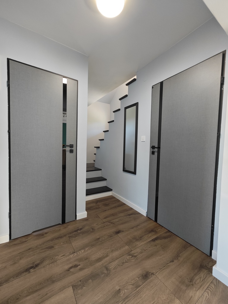 Zdroje, bliźniak, 4-5 pokoi, ogród, taras, garaż ! (15)