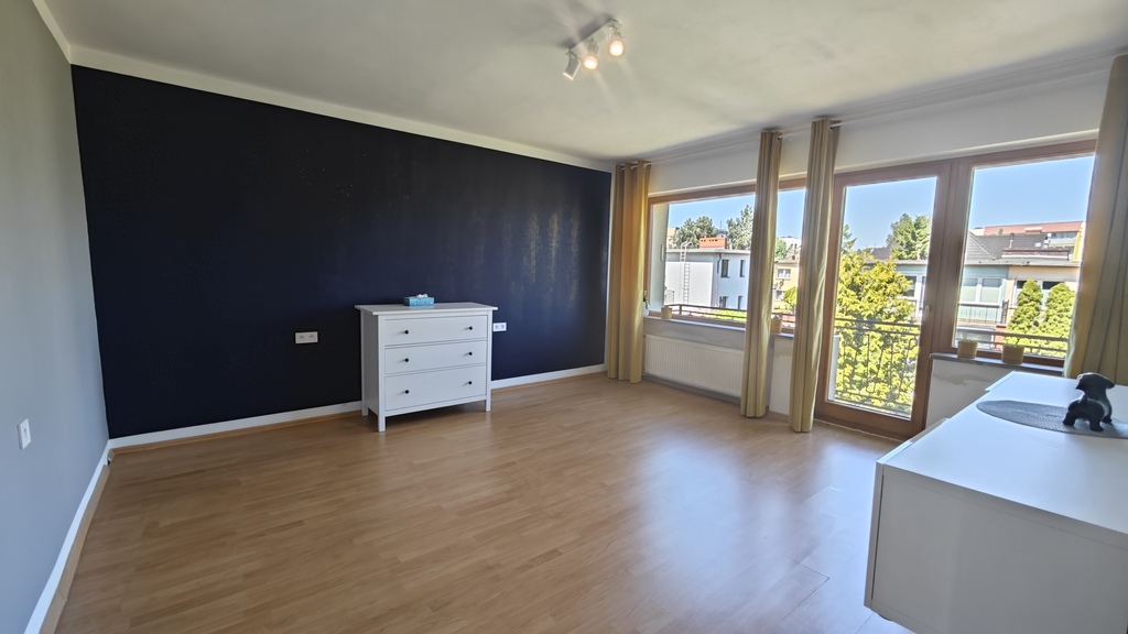 Zdroje, bliźniak, 4-5 pokoi, ogród, taras, garaż ! (18)