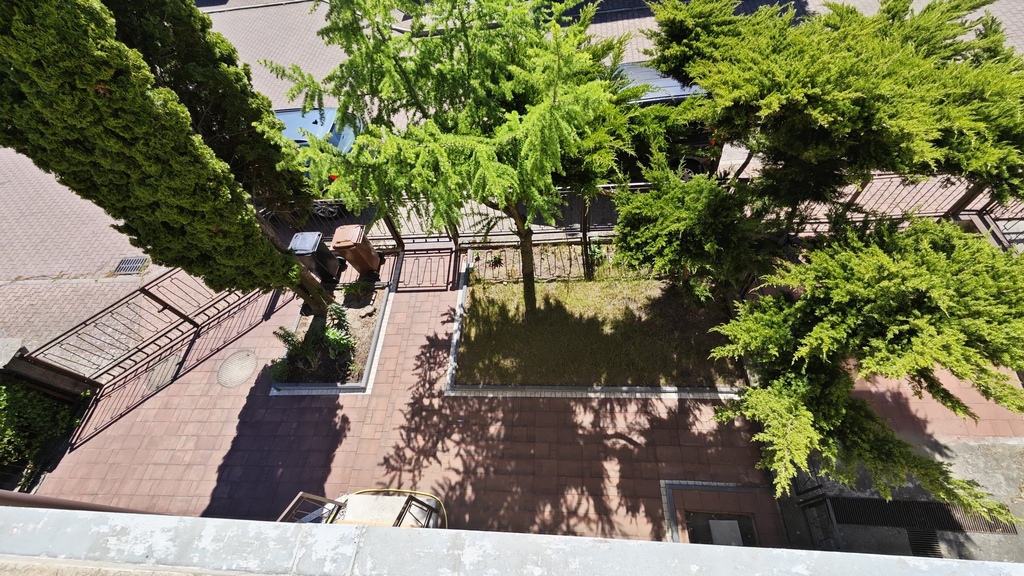 Zdroje, bliźniak, 4-5 pokoi, ogród, taras, garaż ! (28)