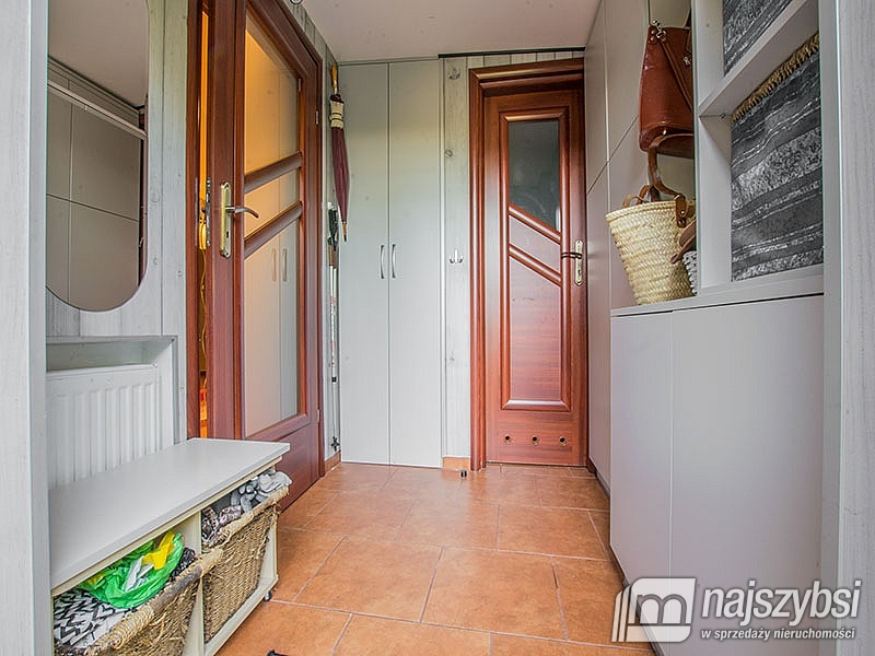 ***Atrakcyjny dom 130m2  funkcją rekreacyjna tylko (17)