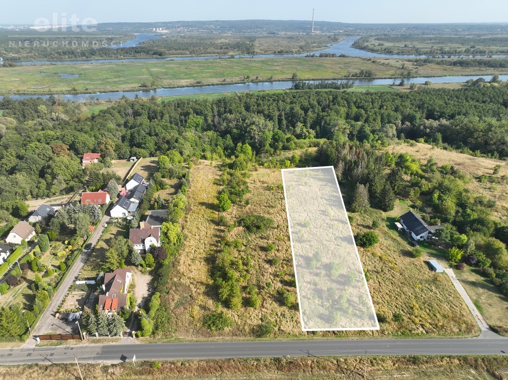 Ustowo działka z warunkami na 4 domy, 8 lokali (1)