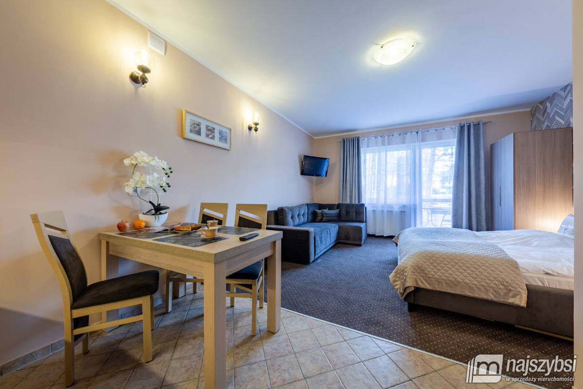 Pogorzelica - parter z tarasem, 50m od plaży (3)