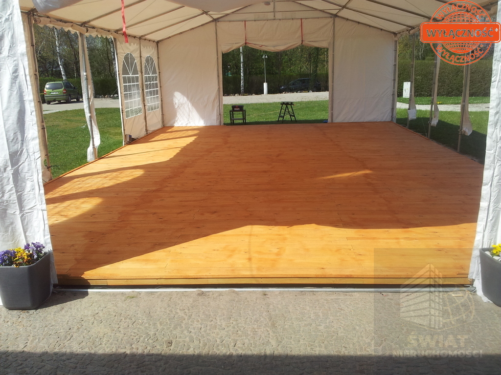 Na sprzedaż ośrodek wypoczynkowy nad jeziorem. (7)