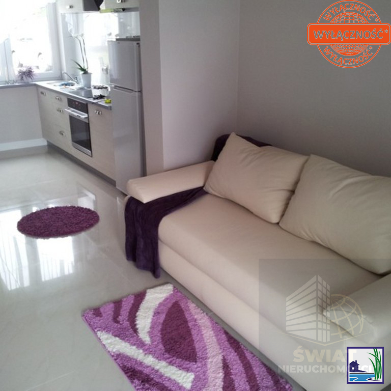 Na sprzedaż ośrodek wypoczynkowy nad jeziorem. (14)