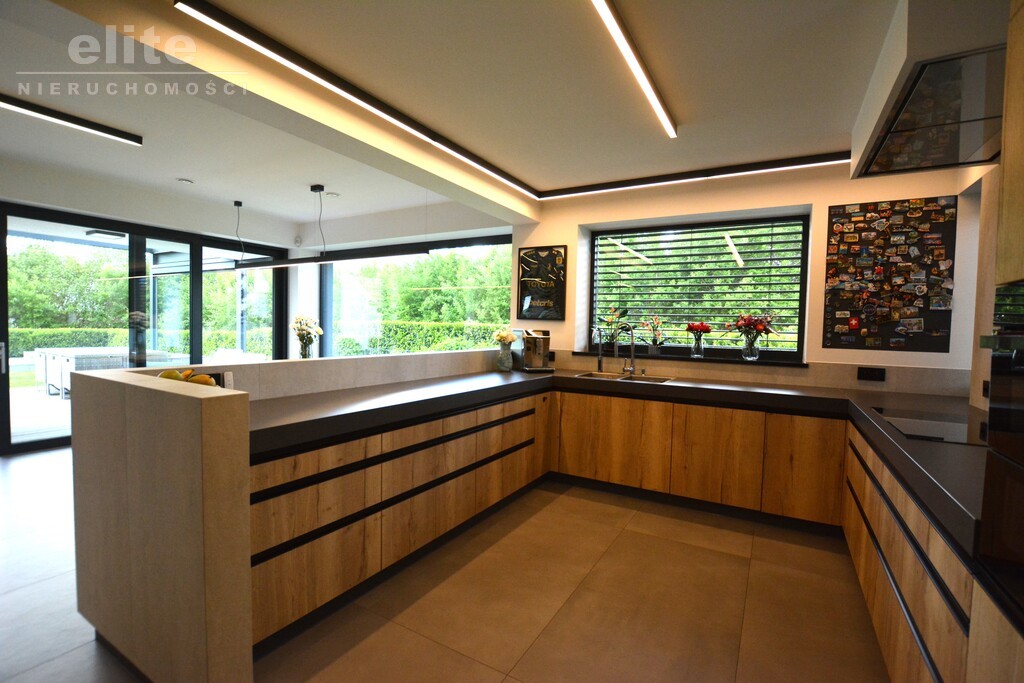 Warzymice komfortowy dom wolnostojący 238m2 (5)