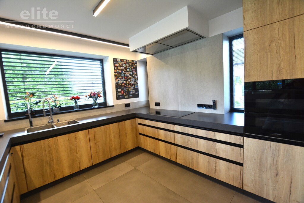 Warzymice komfortowy dom wolnostojący 238m2 (4)