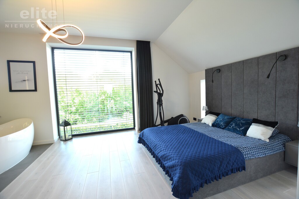 Warzymice komfortowy dom wolnostojący 238m2 (11)