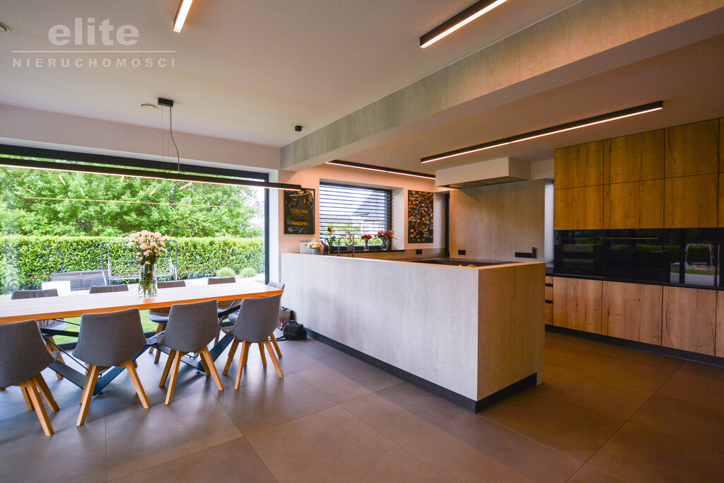 Warzymice komfortowy dom wolnostojący 238m2 (1)