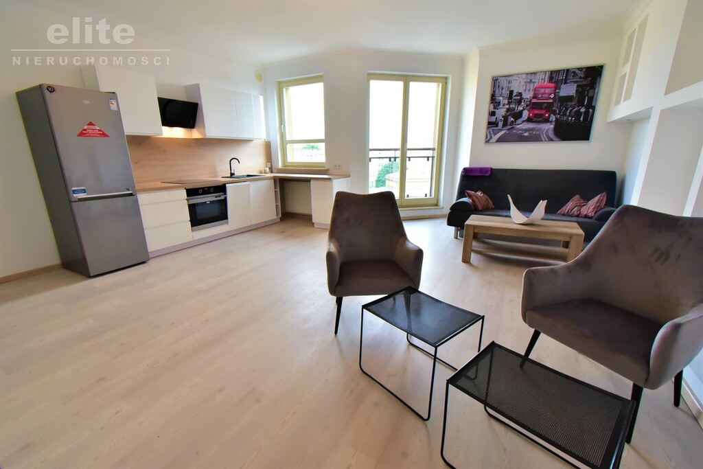 Jagiellońska blisko deptak, 107 m, 4 pok (1)