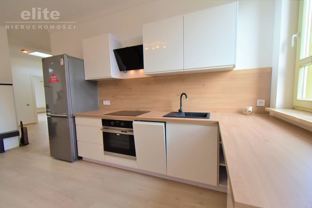 Jagiellońska blisko deptak, 107 m, 4 pok (5)