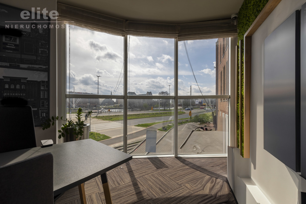 Cała kamienica przy bulwarach - 1 linia zabudowy! (7)