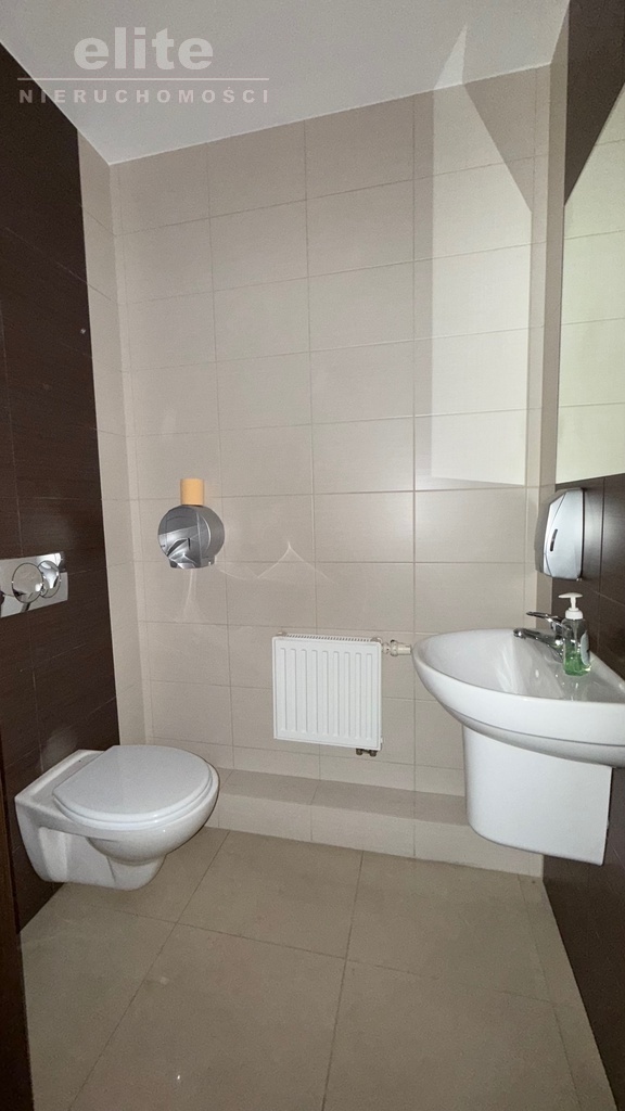 Centrum ul Owocowa parter lokal na biuro kancelrię (7)