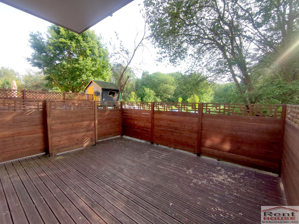 2 pokoje z tarasem, ogrodem, miejsce postojowe, (4)