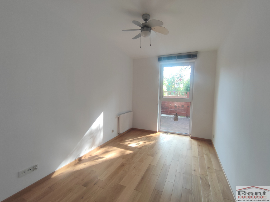 2 pokoje z tarasem, ogrodem, miejsce postojowe, (9)