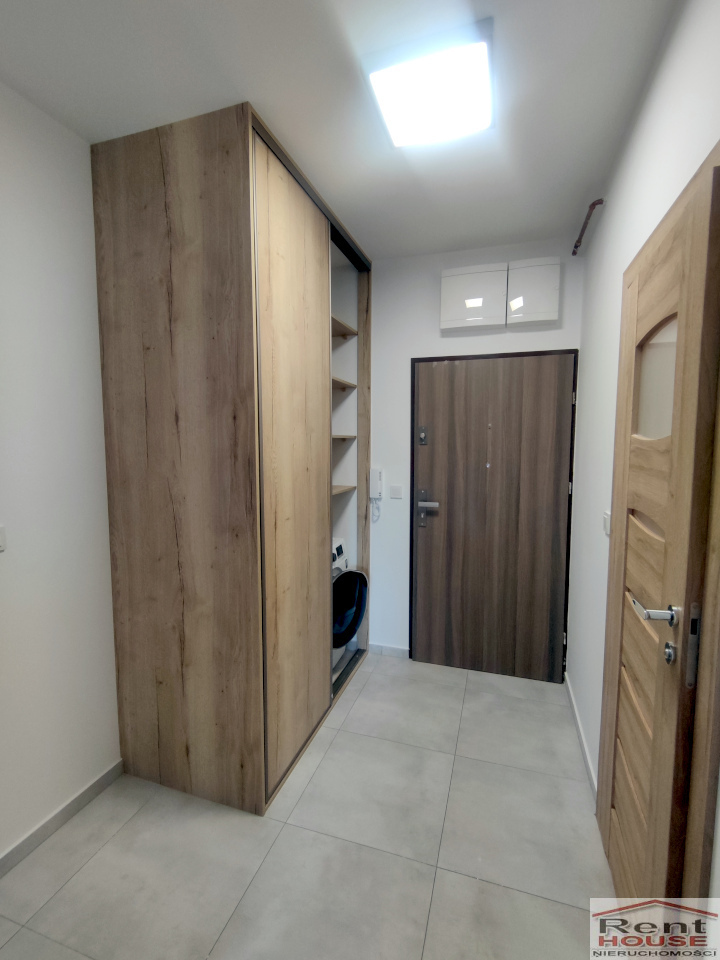 2 pokoje z tarasem, ogrodem, miejsce postojowe, (15)