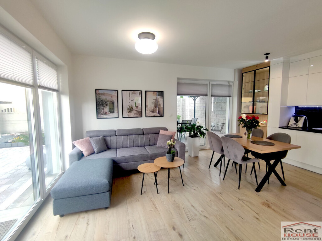 Całkowicie wykończony nowy bliźniak z garażem (2)