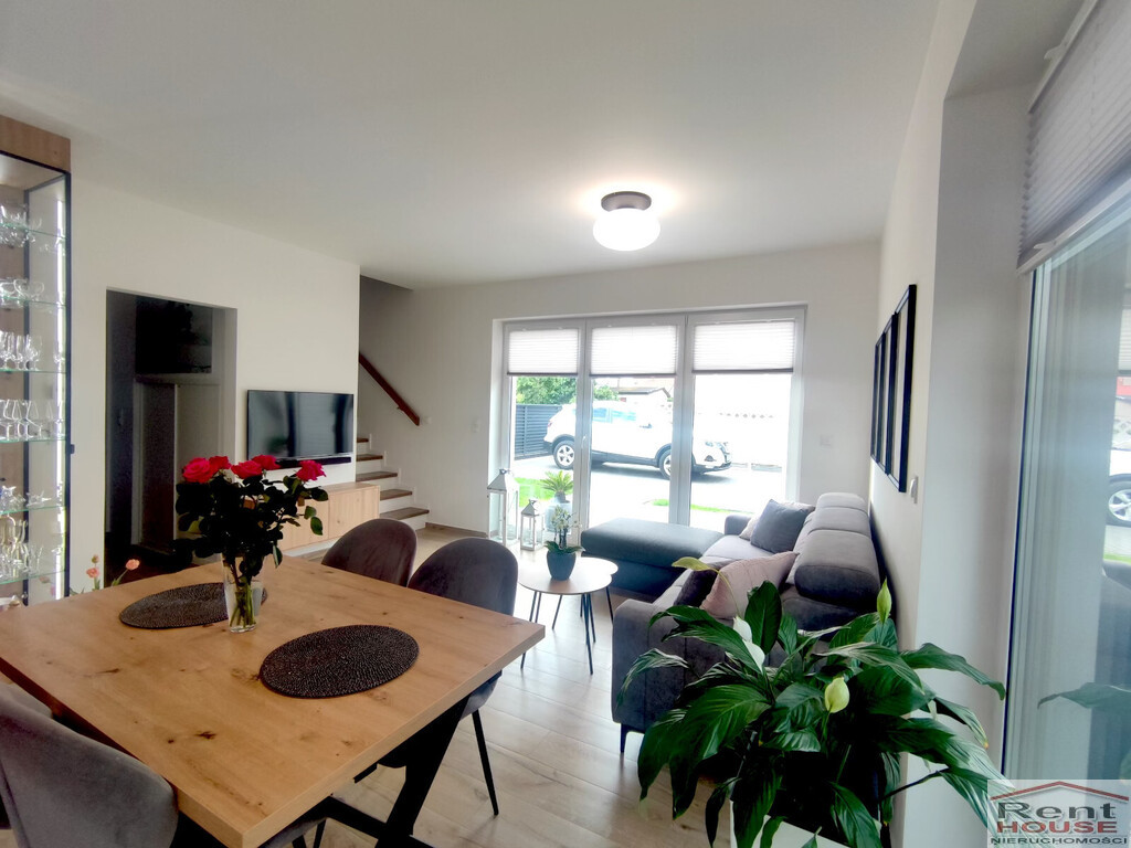 Całkowicie wykończony nowy bliźniak z garażem (3)