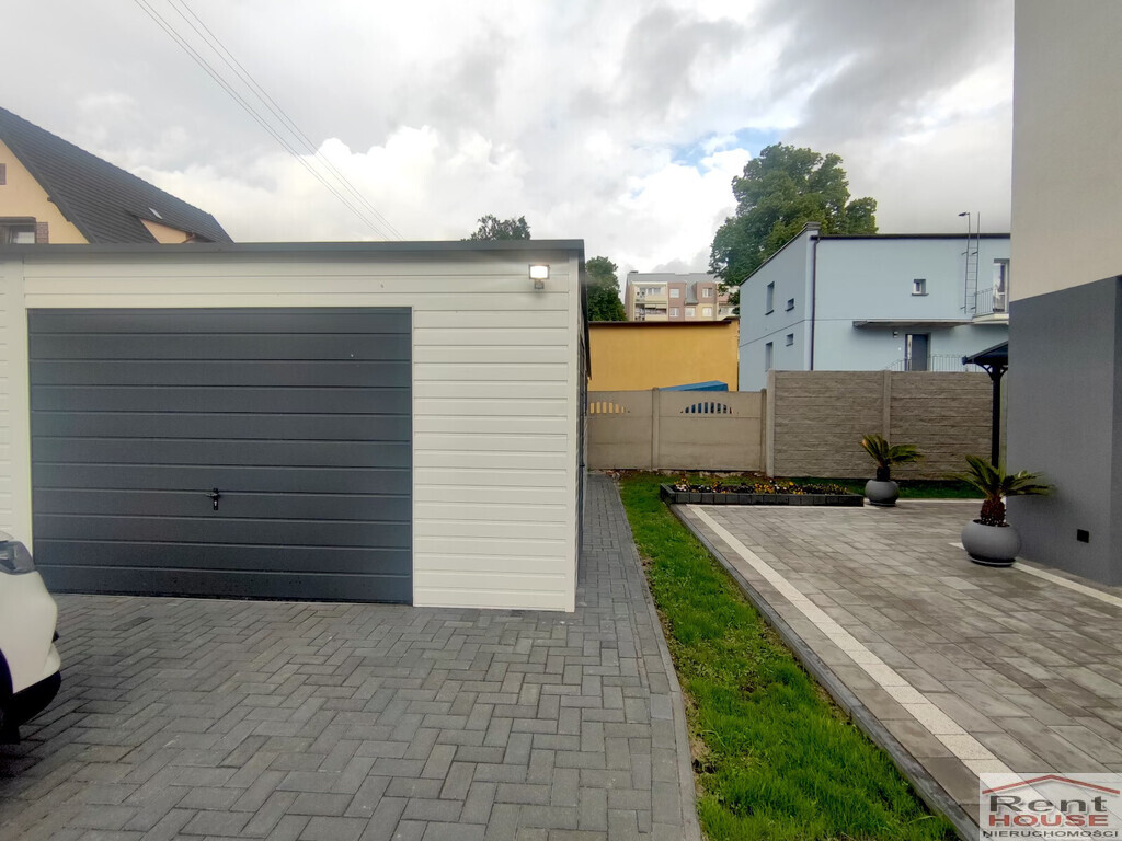 Całkowicie wykończony nowy bliźniak z garażem (25)