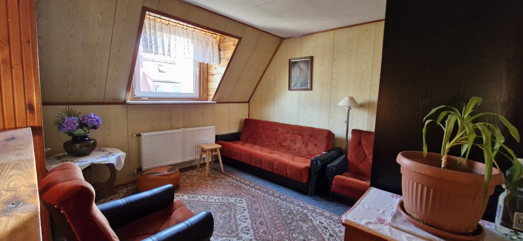 Żelechowa dom w zabudowie szeregowej z garażem. (9)