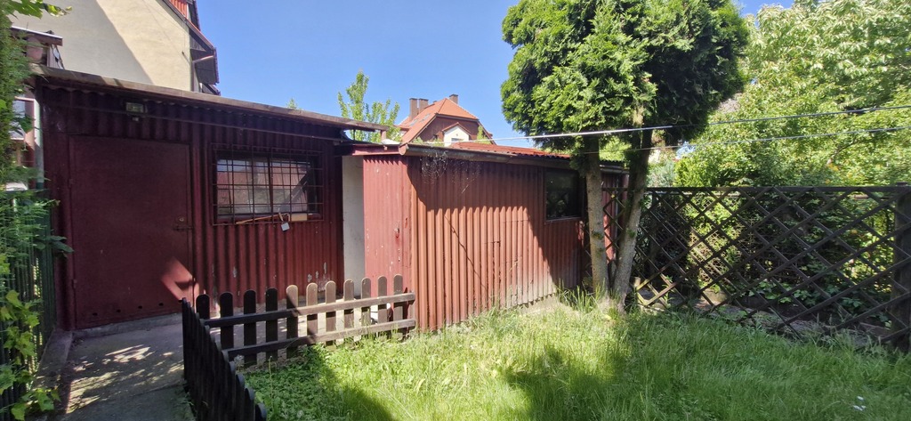 Żelechowa dom w zabudowie szeregowej z garażem. (13)