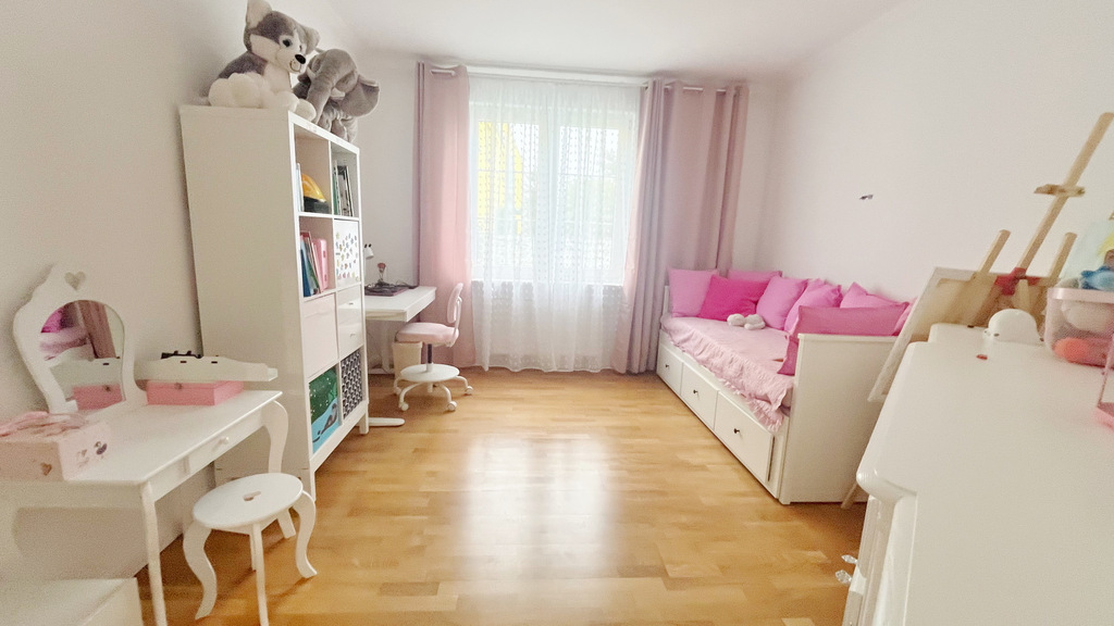 Przestronny Dom z Potencjałem na Prawobrzeżu (8)