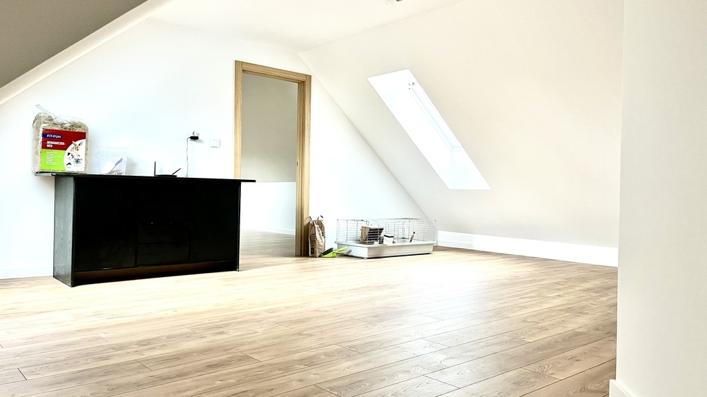 Przestronny Dom z Potencjałem na Prawobrzeżu (12)