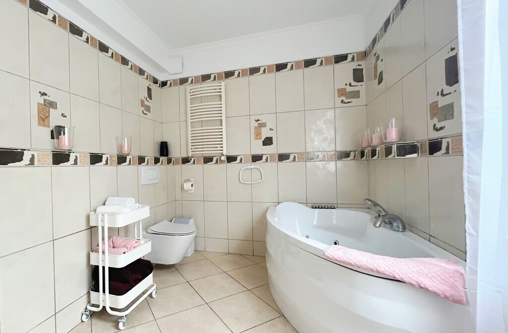 Przestronny Dom z Potencjałem na Prawobrzeżu (17)