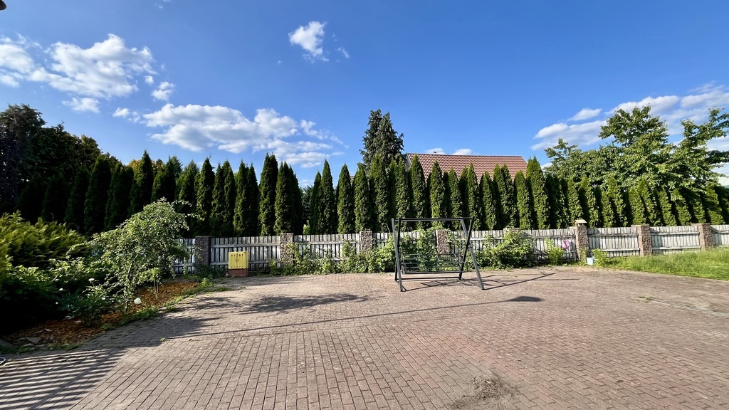 Przestronny Dom z Potencjałem na Prawobrzeżu (19)